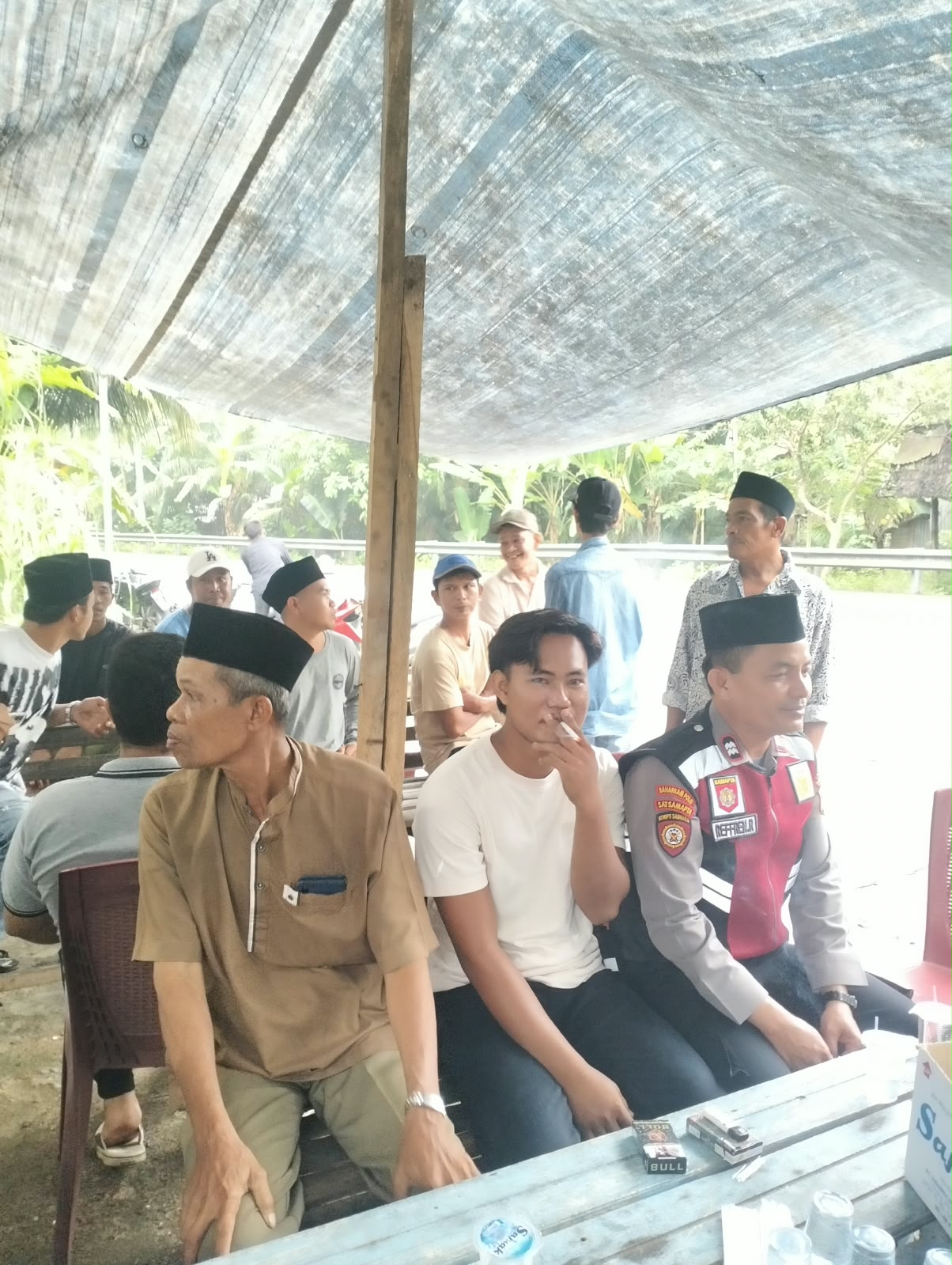 Polsek Tanjung Mutiara Tunjukkan Kepedulian, Personel Melayat ke Rumah Warga Berduka