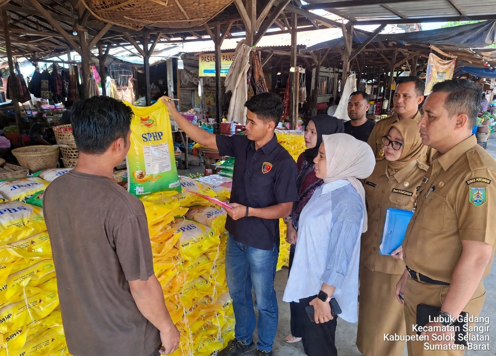 Ditreskrimsus Polda Sumbar Bersama Tim Gabungan Gelar Monitoring Harga Pangan Serentak di Sumatera Barat