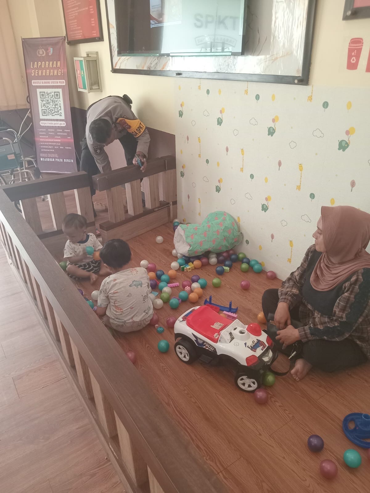 SPKT Polda Sumbar Utamakan Pelayanan Humanis, Sediakan Ruang Bermain bagi Anak Pelapor